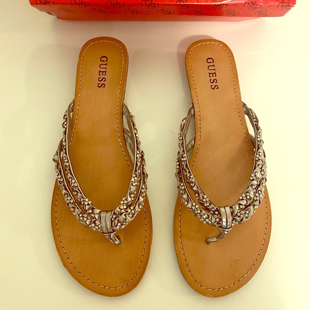 Guess flip flops
